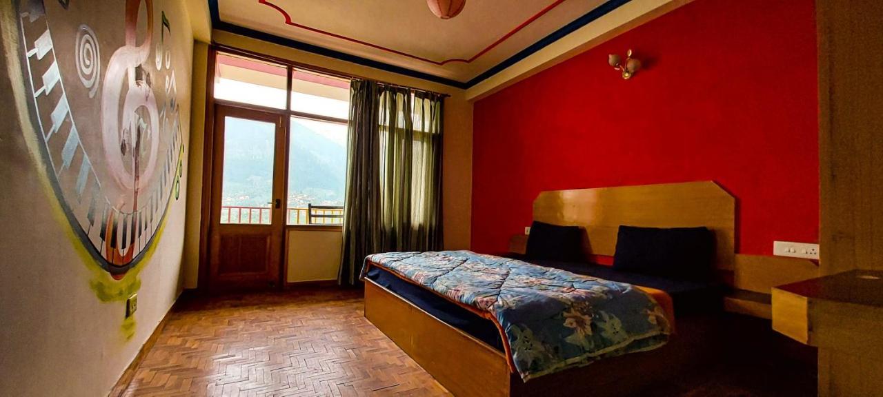 Хостел La Vaca India Manali Екстер'єр фото