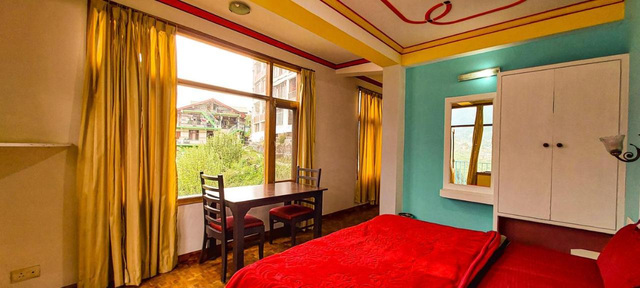 Хостел La Vaca India Manali Екстер'єр фото